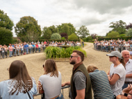 PN040824-110 - Paul Nicholls stable visit